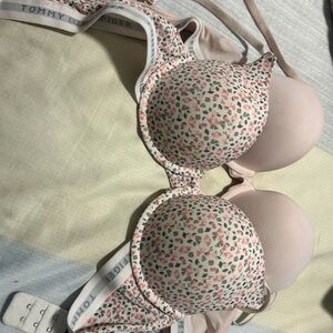 Tommy Hilfiger Multicolor Floral Bra